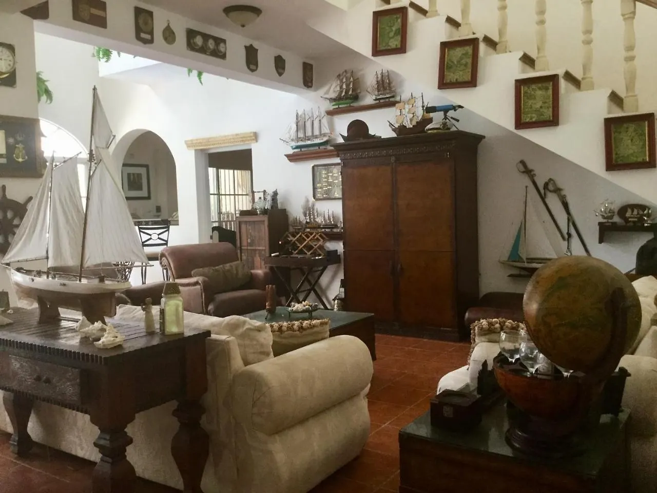 Baoba Breeze Bed & Breakfast- Beachfront Paradise Cabrera