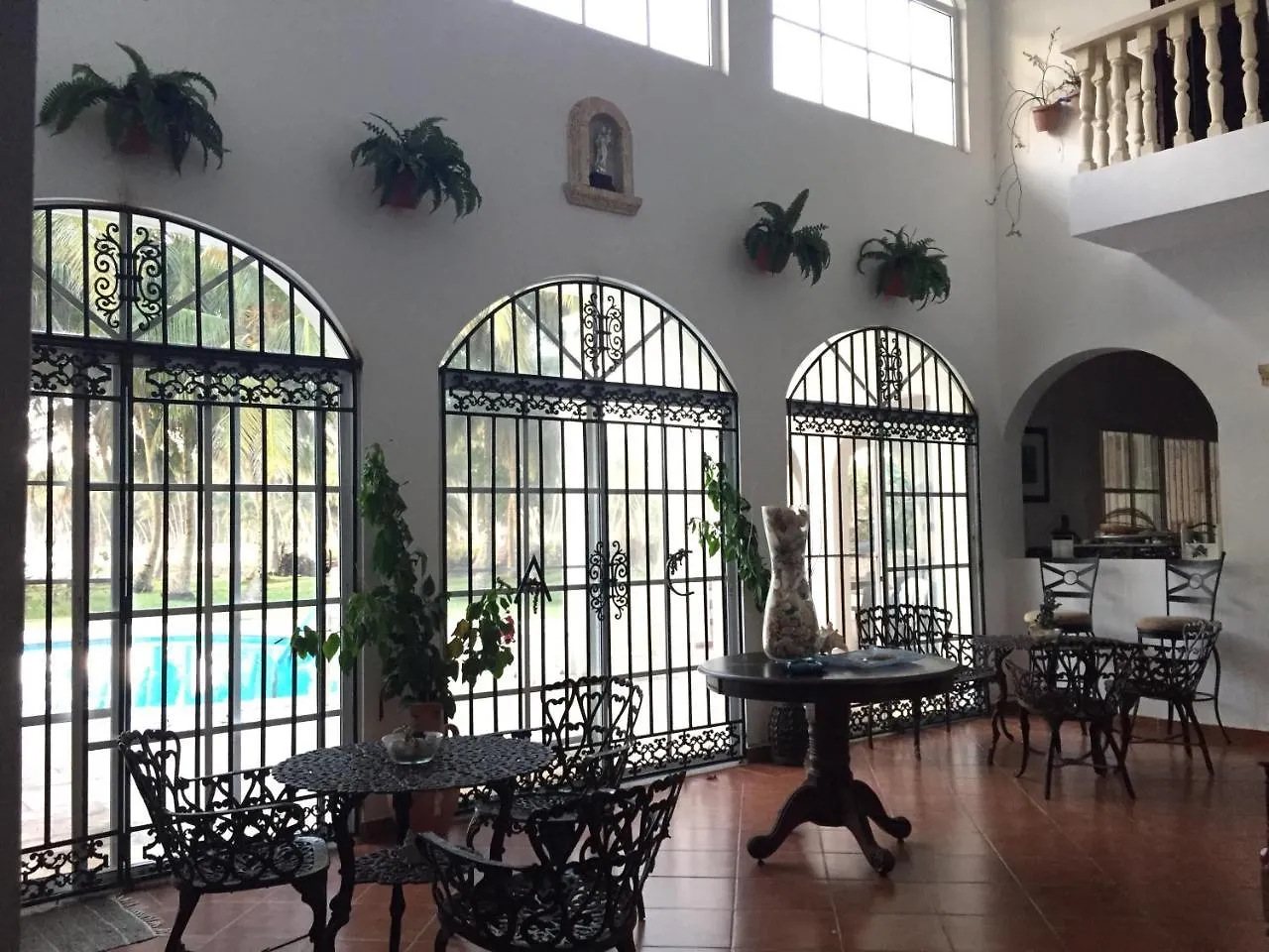 Baoba Breeze Bed & Breakfast- Beachfront Paradise Cabrera